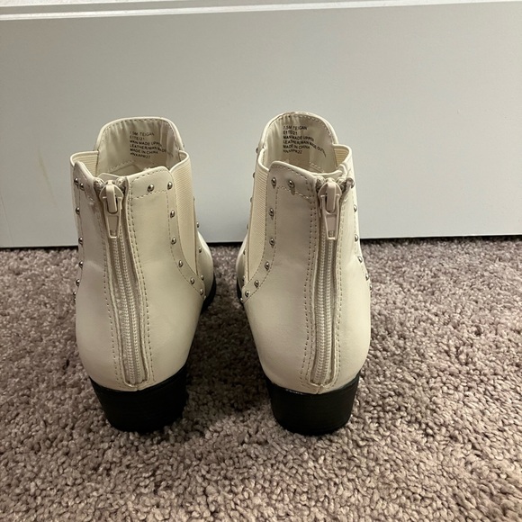 Espirit white bootie size 7.5 - Picture 5 of 6